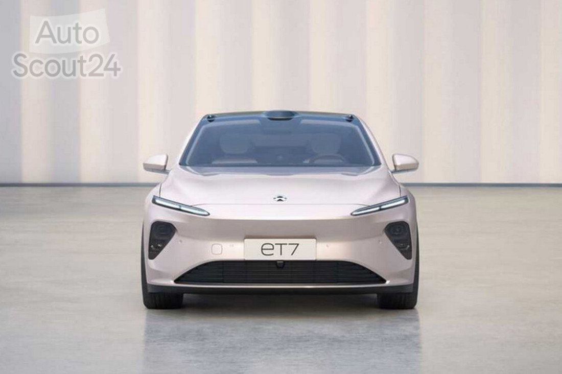 NIO-ET7-4.jpg