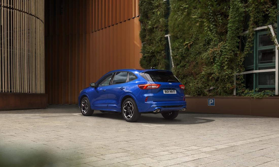 2023_FORD_KUGA_ST-LINE_05