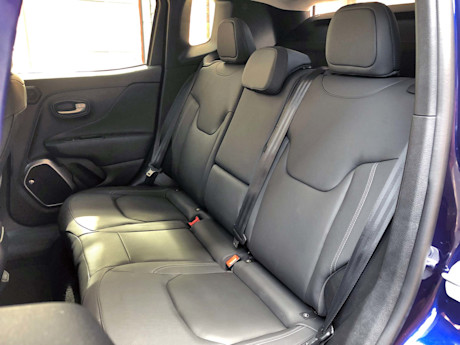Editorial 2019 jeep renegade limited 4x4 15 jw