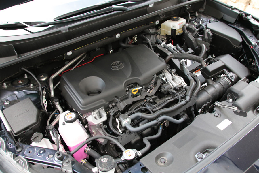 compa-crv-rav4 (100).JPG