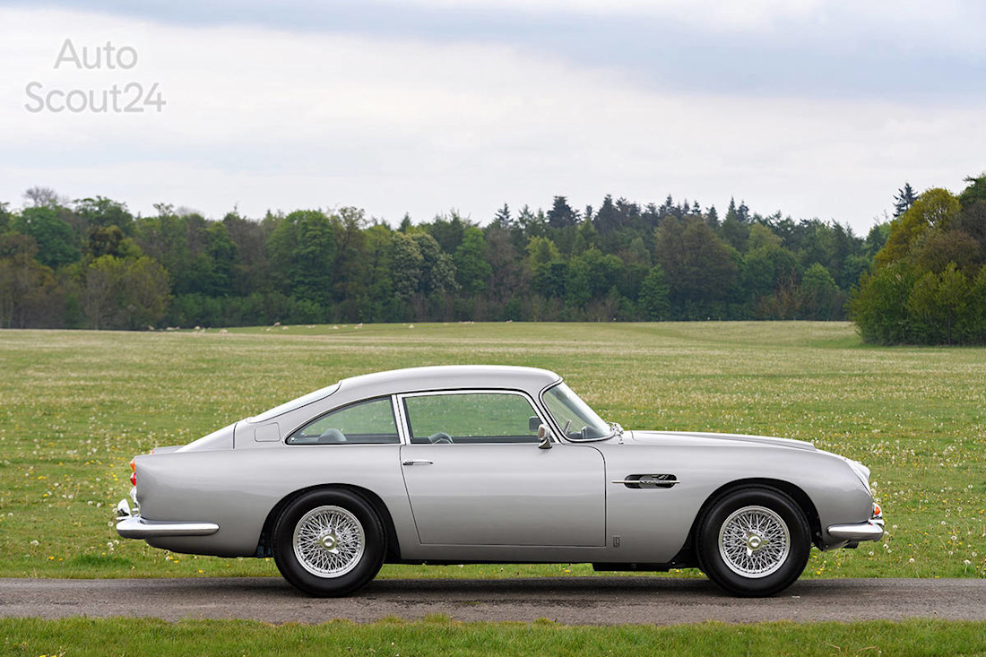 Aston-DB5-8.jpg
