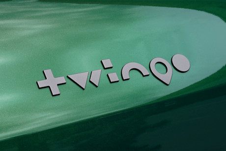 Renault-twingo-e-tech-electric-2026_Logo