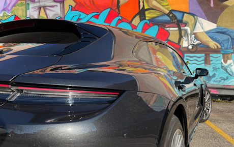 Editorial 2021 porsche taycan turbo s cross turismo 16 ct