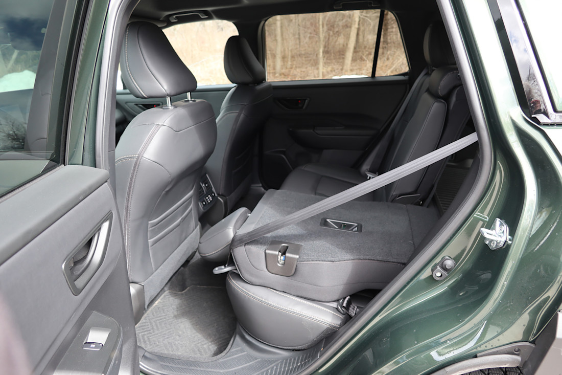 2026 Subaru Outback Limited XT - TD - JM - 260420 - 12.jpg