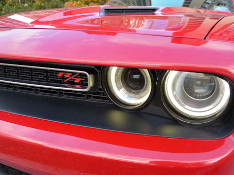 Editorial 2016 dodge challenger rt mopar 10 jb