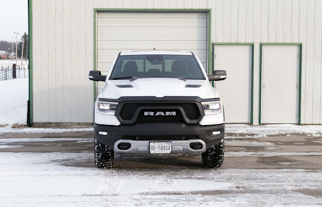 Editorial 2020 ram 1500 rebel quad cab 4x4 ecodiesel 01 jw