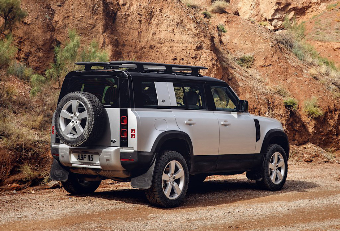 Land_Rover-Defender_110-2020-1024-41.jpg