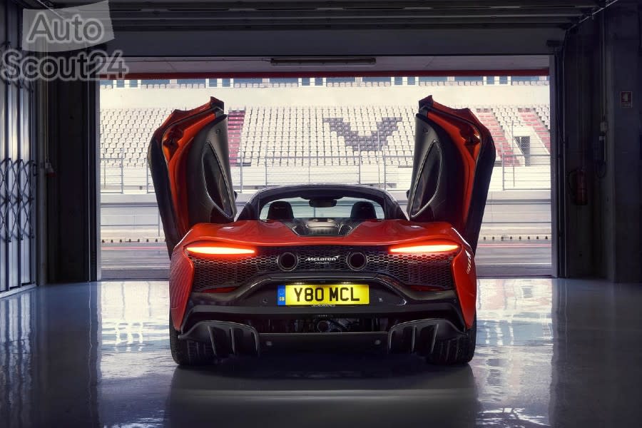 McLaren-Artura-2022-1280-17 (2).jpg