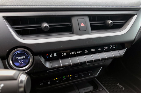 Lexus UX 250h 2022 : essai routier Image