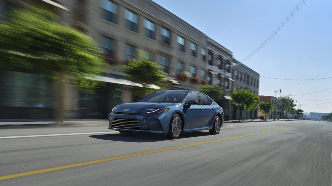 toyota-camry-2024-2023-2.jpg
