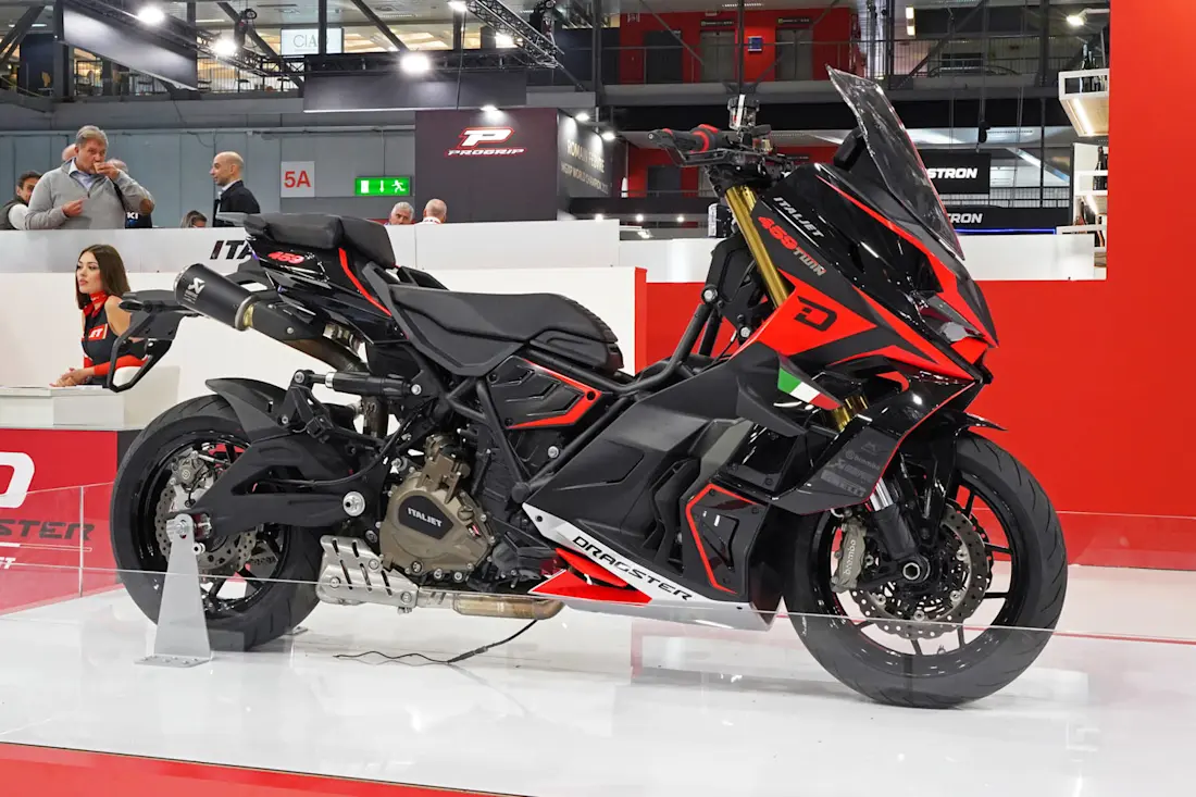 15 eicma-2025 italjet-dragster-459-twin