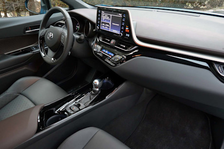 Editorial 2019 toyota c hr limited 27 jm