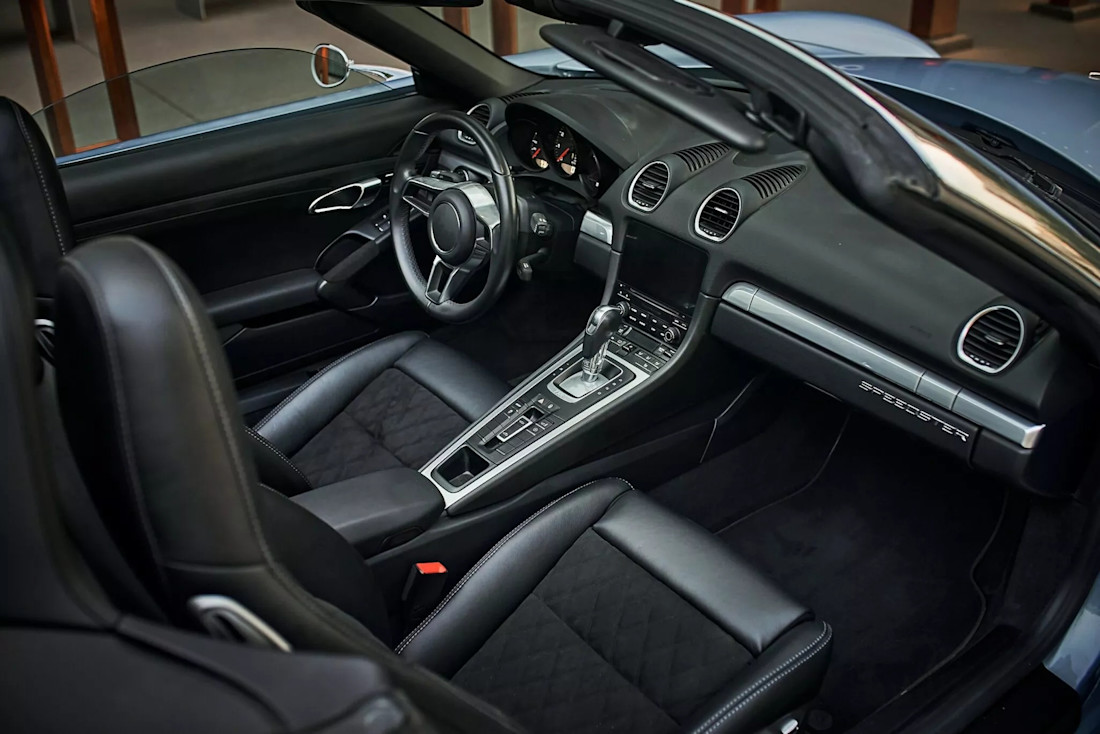 Starke-Porsche-718-Speedster-2026 (12).jpg