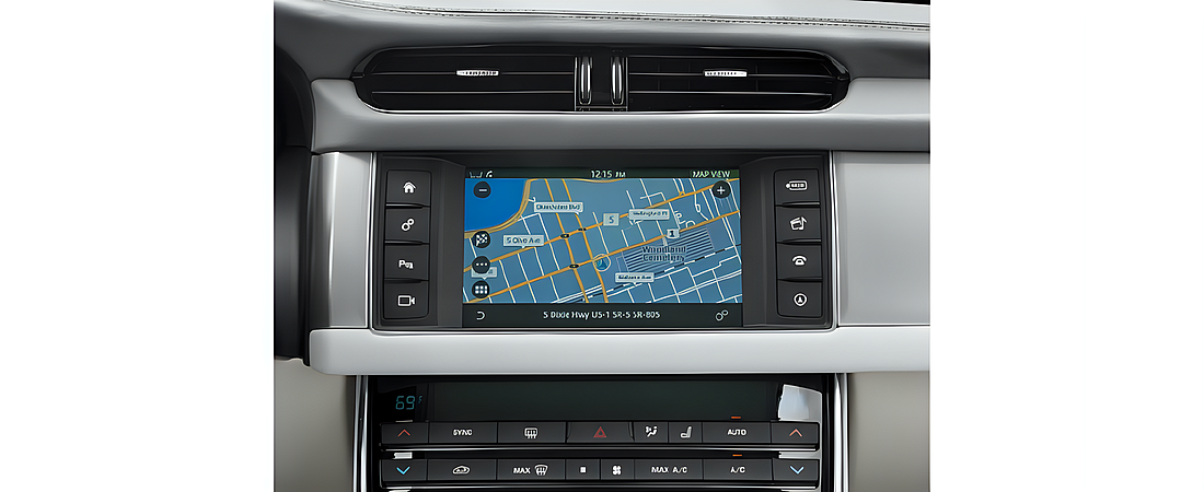 Jaguar XF 2018 30