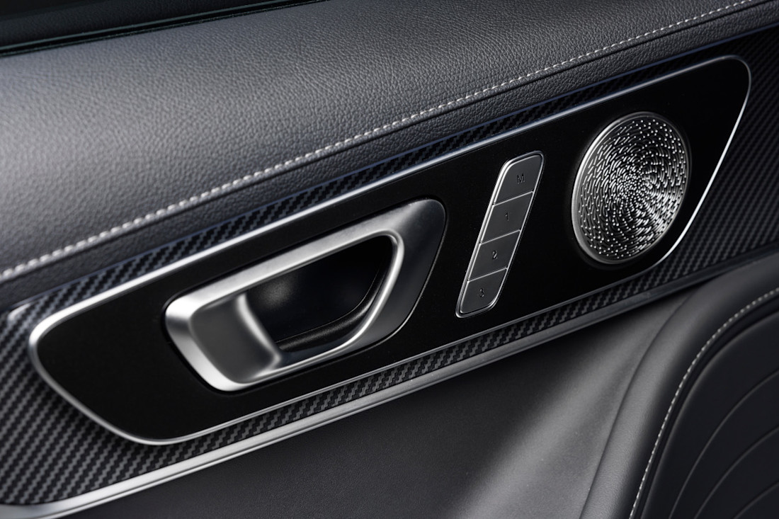 Ebro-S700-2025-interior (10).jpg