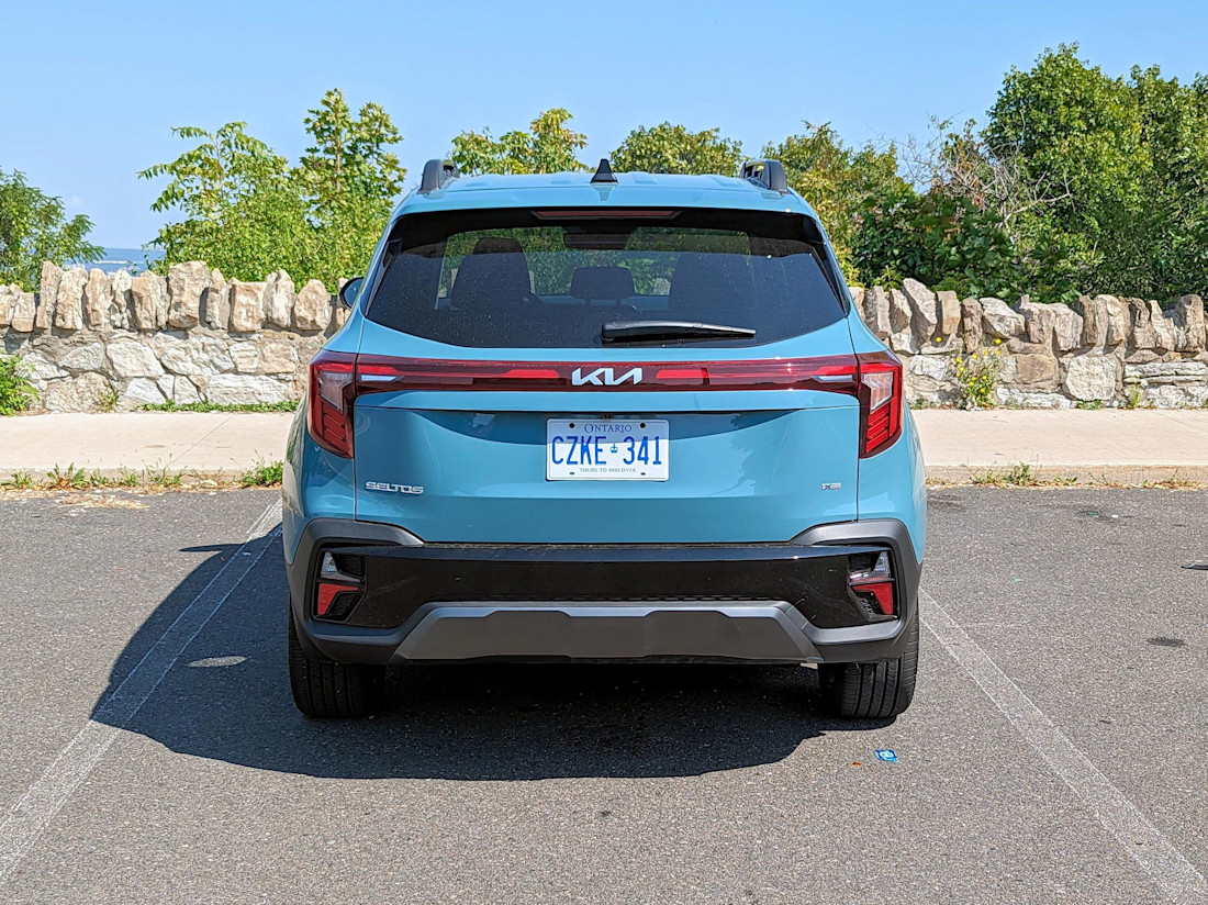 Editorial 2024 kia seltos x line td 240209 02 sha