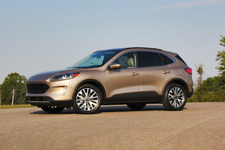 Editorial 2020 ford escape titanium hybrid 02 dw