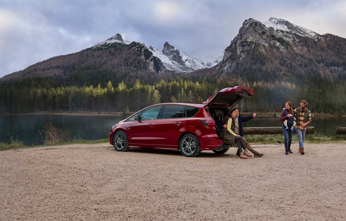 2021_ford_s_max_08_7092
