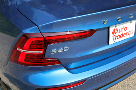 Editorial 2021 volvo v60 t5 awd r design 15 jm