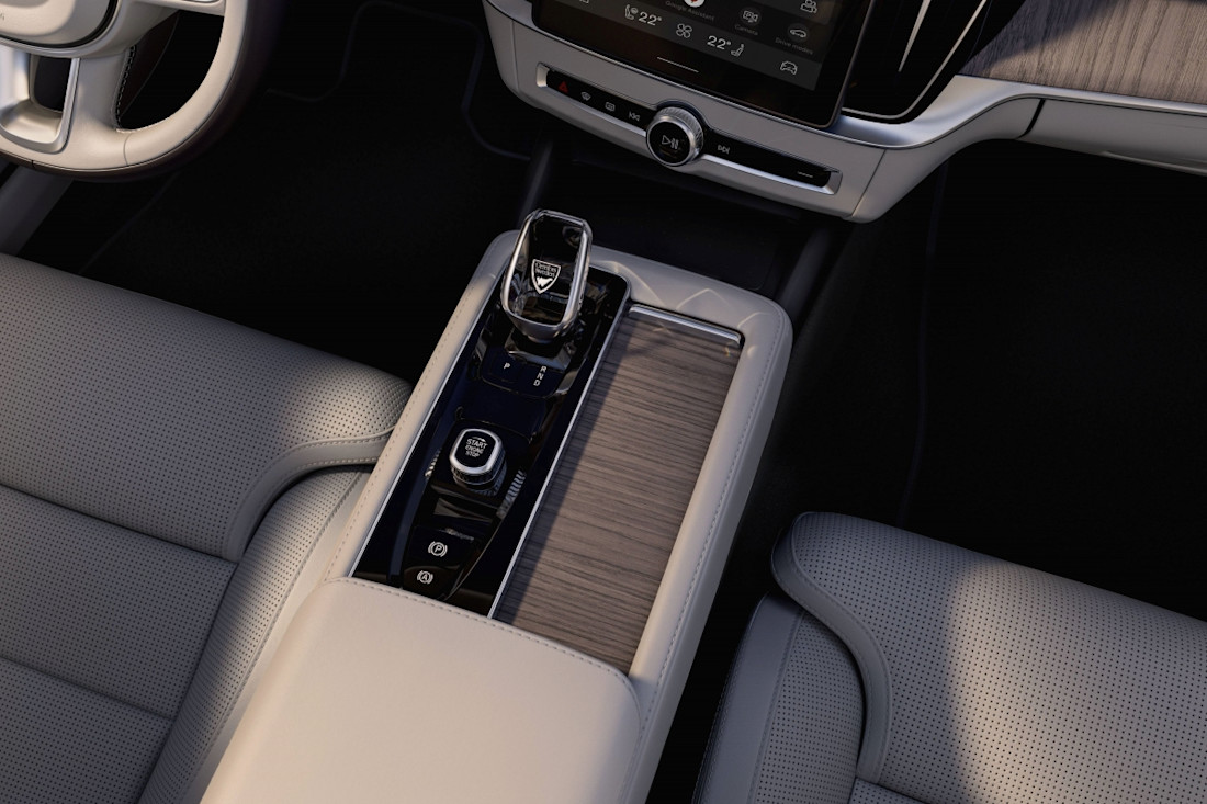 volvo-s90-2025-interior (1).jpg