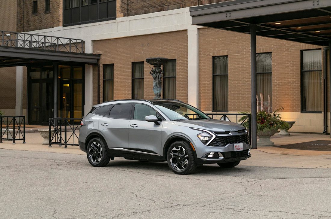 Editorial 2023 kia sportage phev ex premium 03 jw