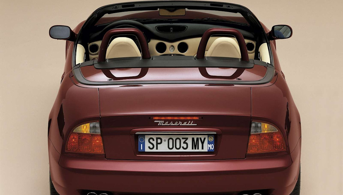 maserati-spyder-back