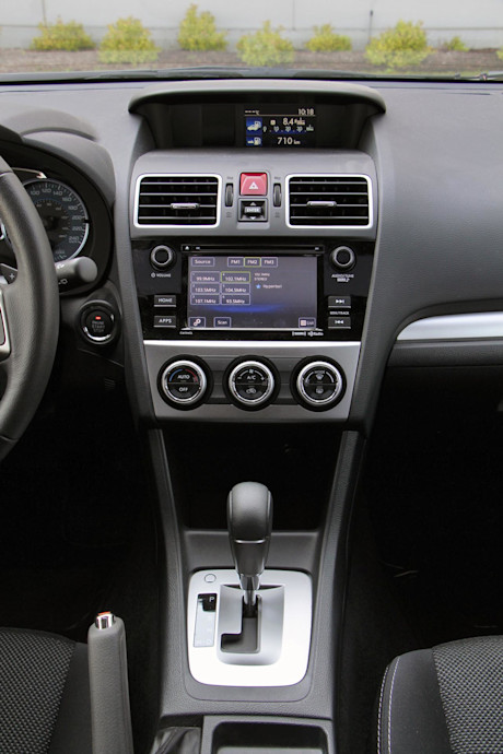 Editorial 2015 subaru xv crosstrek jb 16