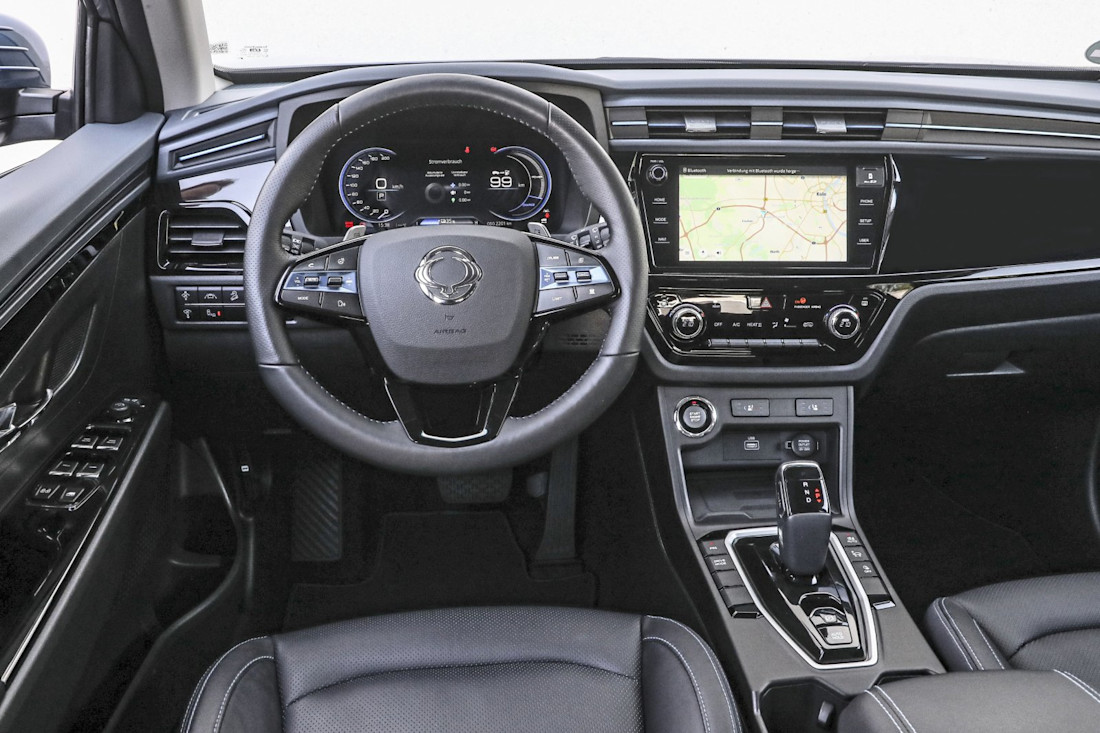 hyundai-ioniq-5-ssangyong-korando-e-motion-2022-5.jpg