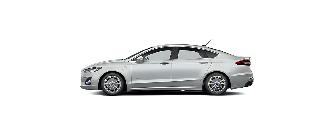 Ford Fusion Energi 2019 3