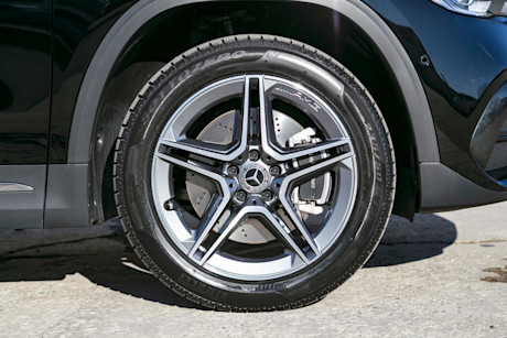 Editorial 2021 mercedes benz gla 250 4matic 12 jw