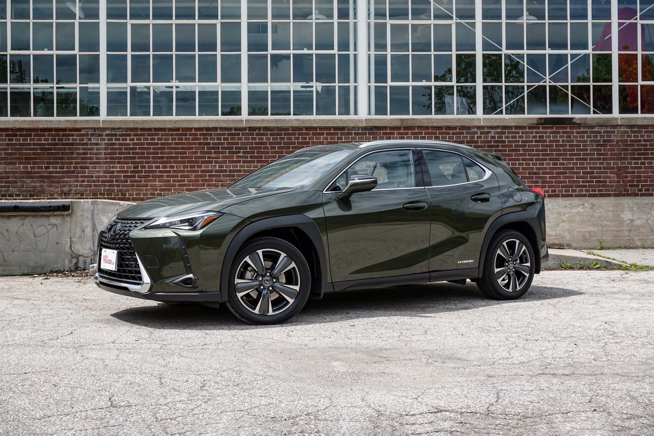 2020 Lexus UX 250h Review and Video - AutoTrader.ca