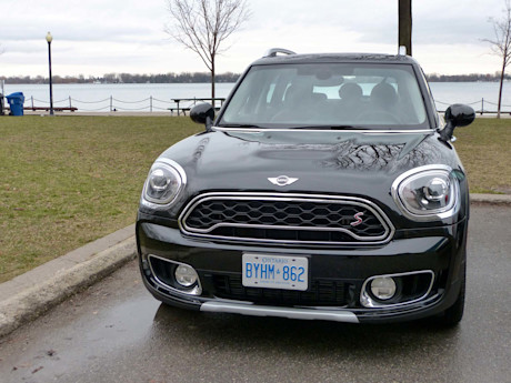 Editorial 2017 mini cooper s countryman all4 04 jb