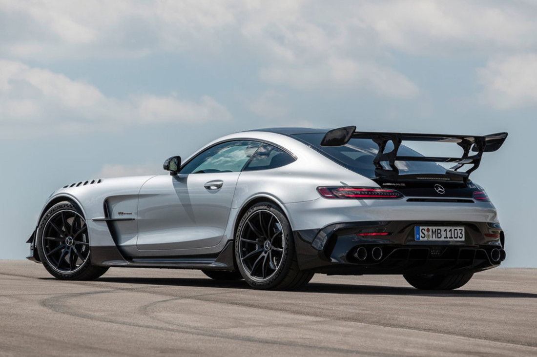 Mercedes-Benz-AMG_GT_Black_Series-2021-1280-1b.jpg