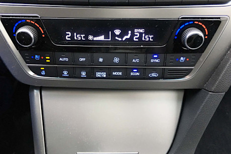 Editorial 2017 hyundai sonata hybrid ultimate 19 sb