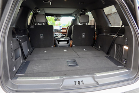Editorial 2022 lincoln navigator reserve 37 jm