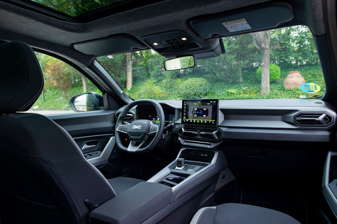 dacia-bigster-interior (1).JPG