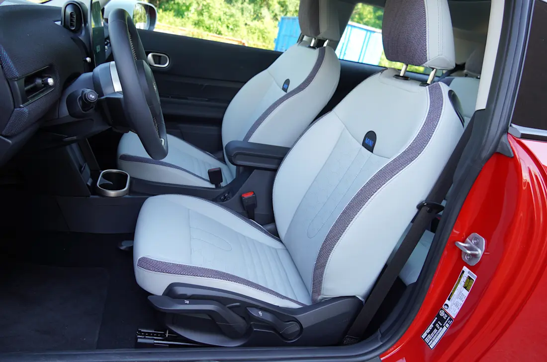 Mini-Cooper-C-2026 (23)