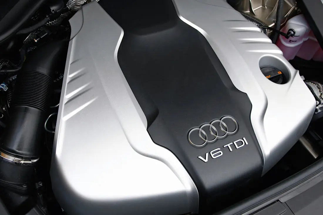 audi-a8-motor