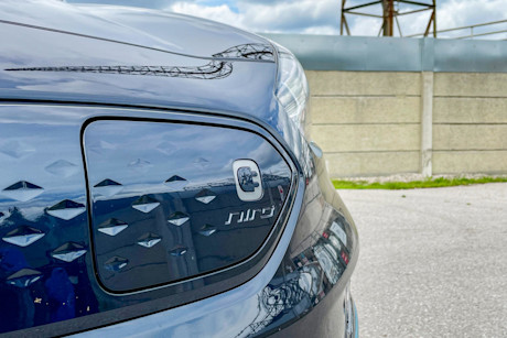 Editorial 2021 kia niro ev sx touring 11 ct