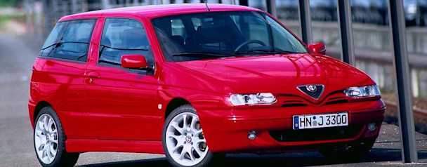 Alfa Romeo 145