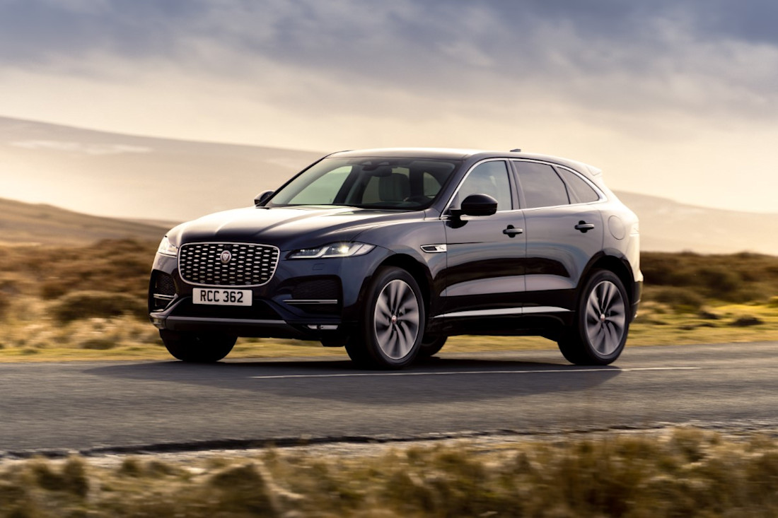 Jag_F-PACE_PHEV_21MY_Portofino_Blue_100321_7709