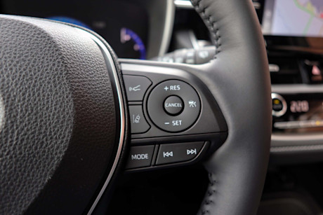 Editorial 2020 toyota corolla hatchback cvt xse 22 jm