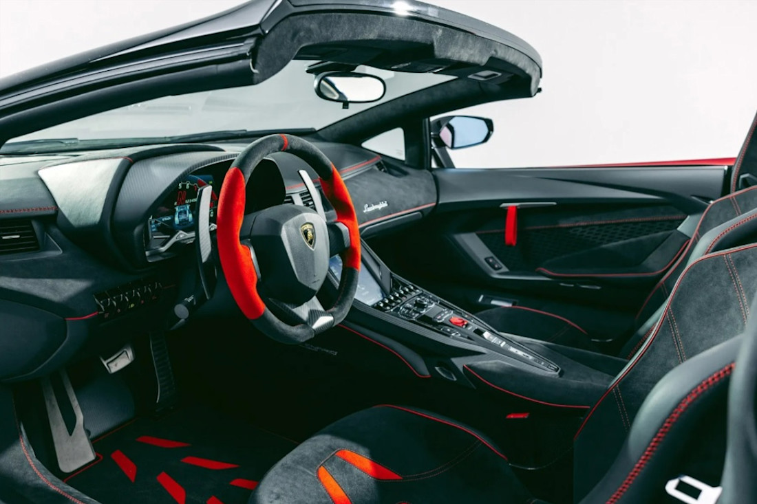 Lamborghini-Centenario-Roadster (4).jpg