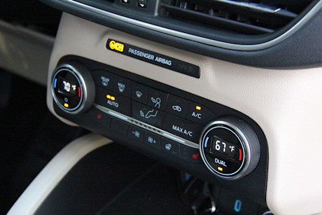 Editorial 2020 ford escape titanium hybrid 19 dw