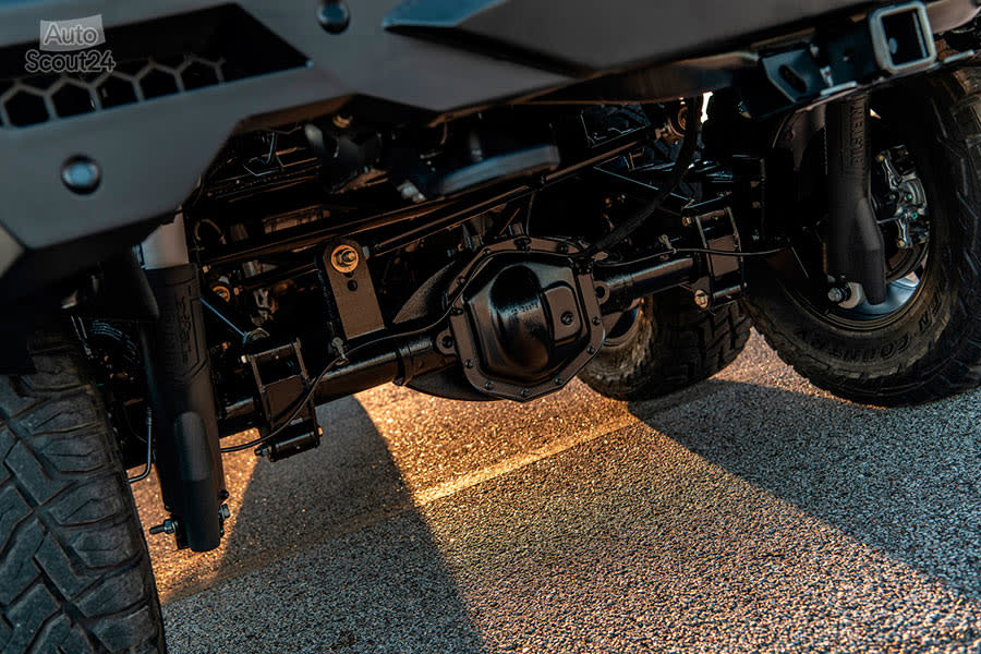 Hennessey-Mammoth-1000-6x6-TRX-010.jpg