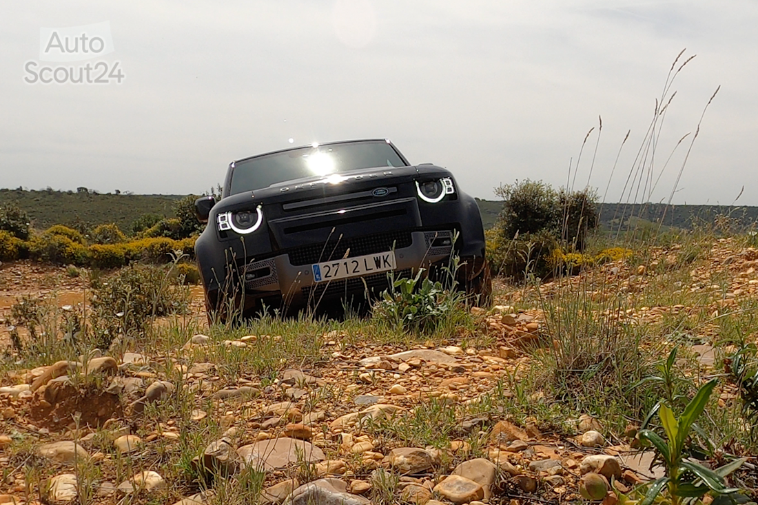 30 land rover defender 110 V8