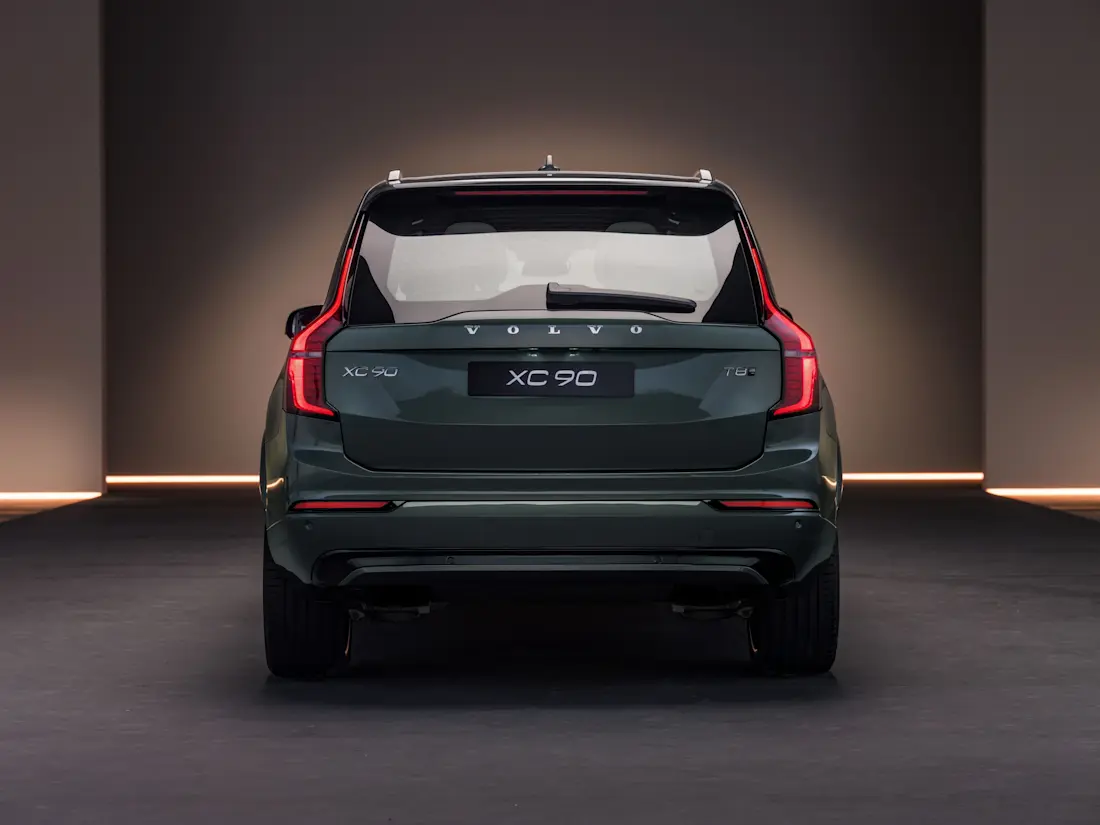 The Volvo XC90 Studio Rear