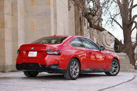 Editorial 2023 bmw 230i xdrive coupe 08 jl