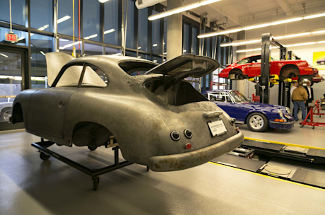 Editorial porsche classic factory restoration 02 jw