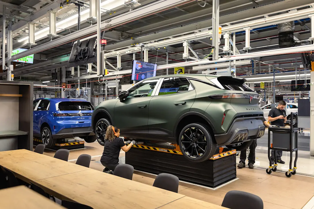 Polo Elettrica e Cupra Raval produzione al via 1